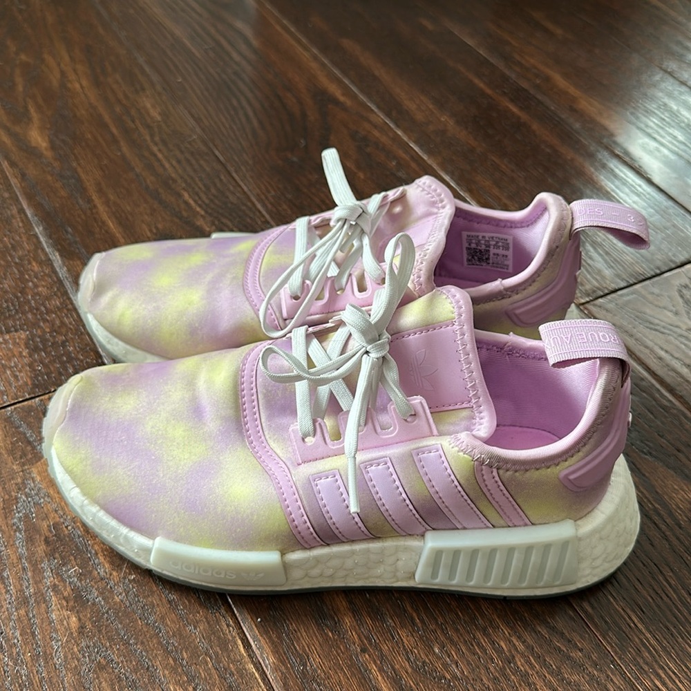 Girls adidas shoes